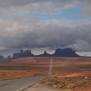 road_to_Monument_Valley